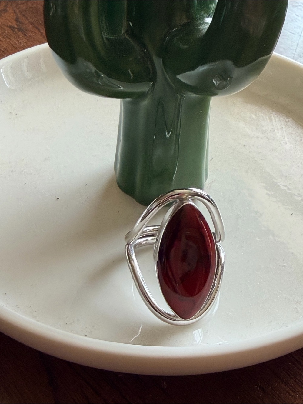 925 Silver Ring Deep Red Jasper Stone - stamped Mexico - Size 8